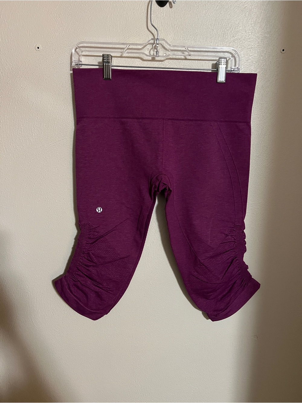 LULULEMON In the Flow Ruched Cropped Athletic Activewear Leggings Purple Wms Lg